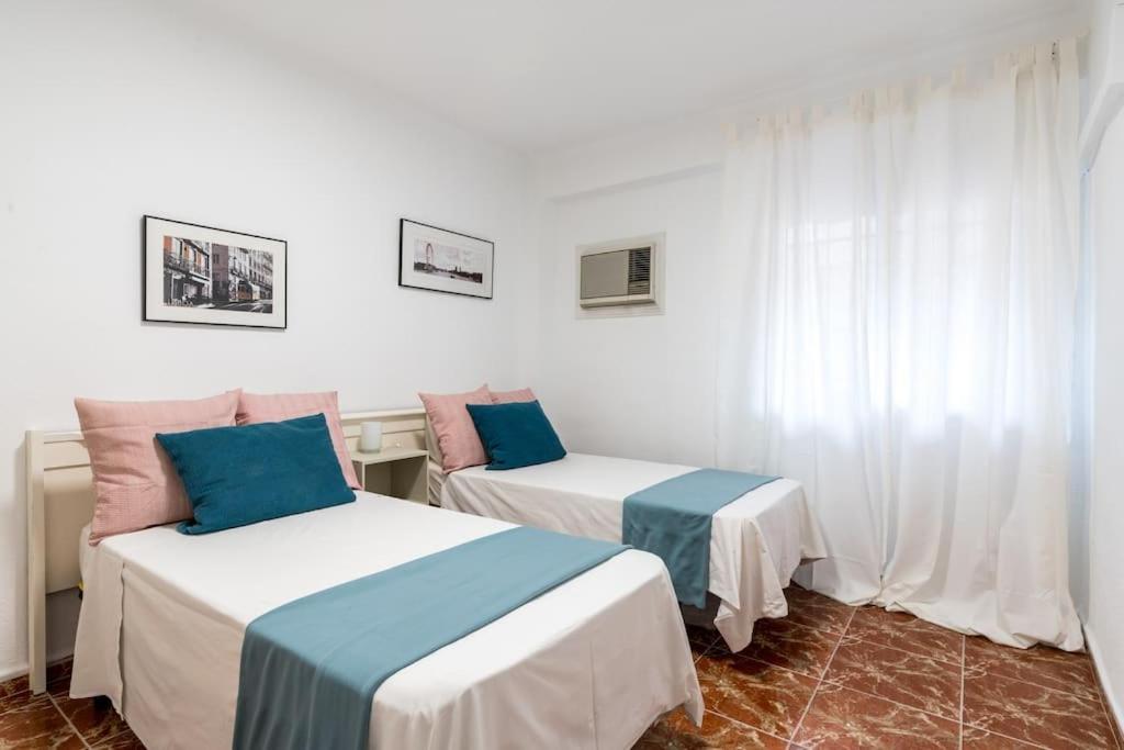 Santa Justa Urban Apartment Sevilha Exterior foto