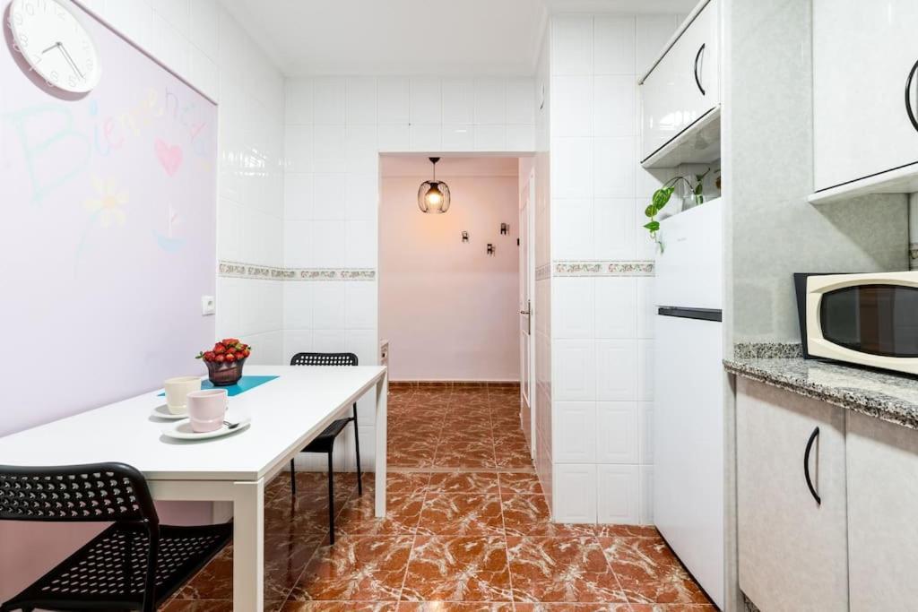 Santa Justa Urban Apartment Sevilha Exterior foto
