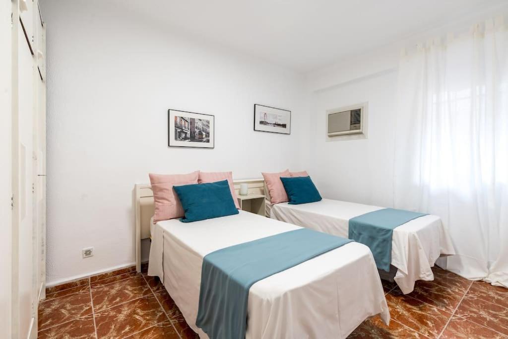 Santa Justa Urban Apartment Sevilha Exterior foto